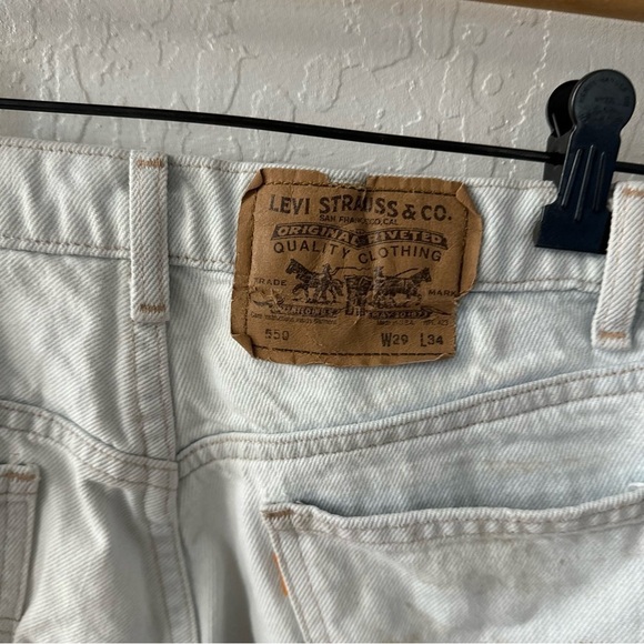 Vintage Levi’s Cream Orange Tab 550 29x34 Jeans - Picture 5 of 13